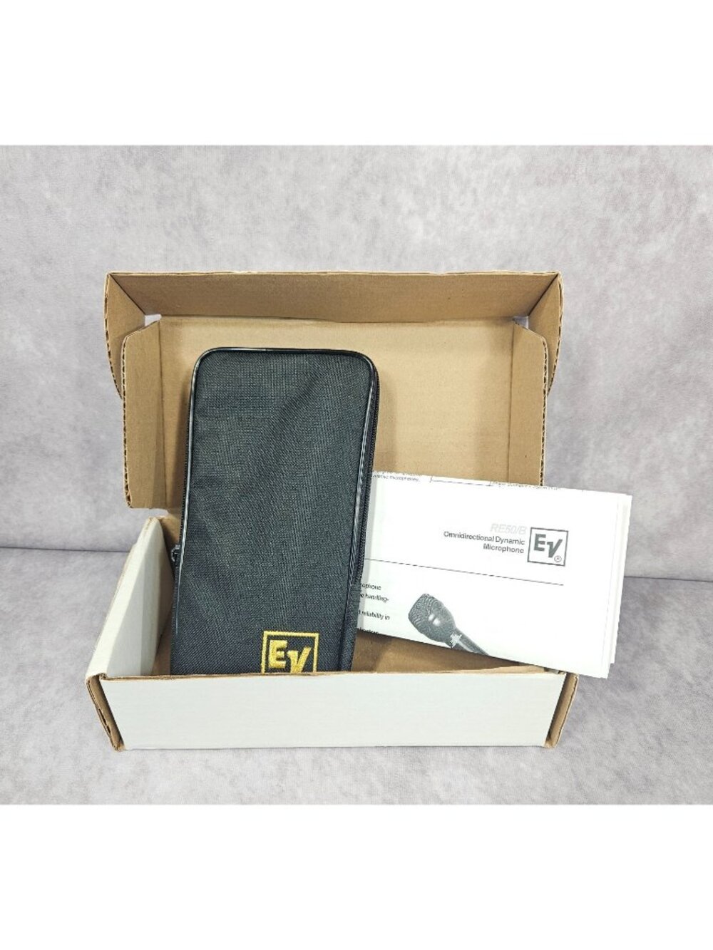 Electro-Voice RE50B Dynamic Omnidirectional Microphone Black w/ Case Box